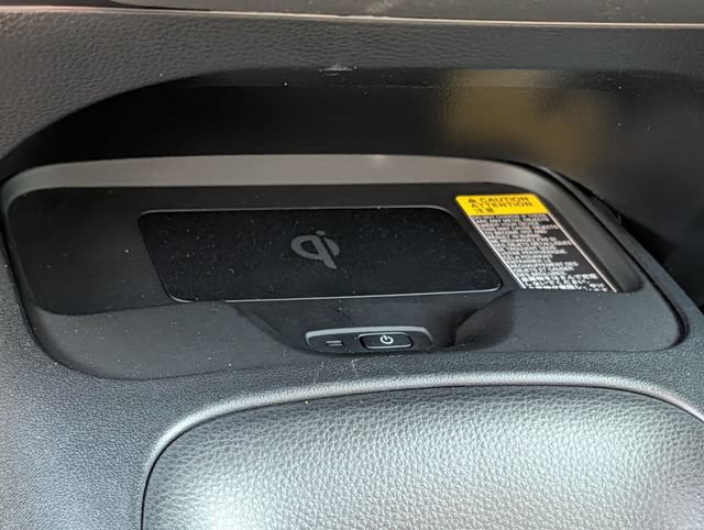 Certified 2025 Toyota Corolla SE w/ SE Premium Package FWD image 16