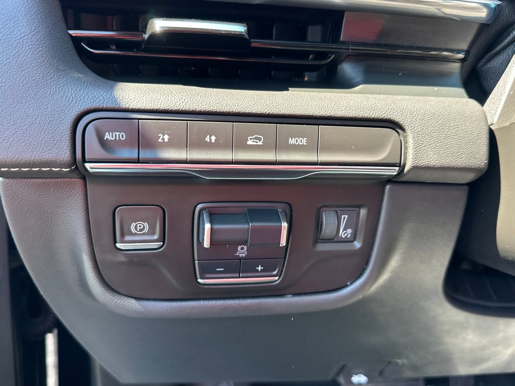 Used 2021 Cadillac Escalade Sport AWD/4WD image 19