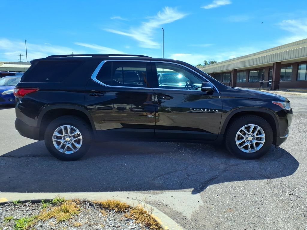 Used 2019 Chevrolet Traverse LT w/ LPO, Floor Liner Package AWD/4WD image 6