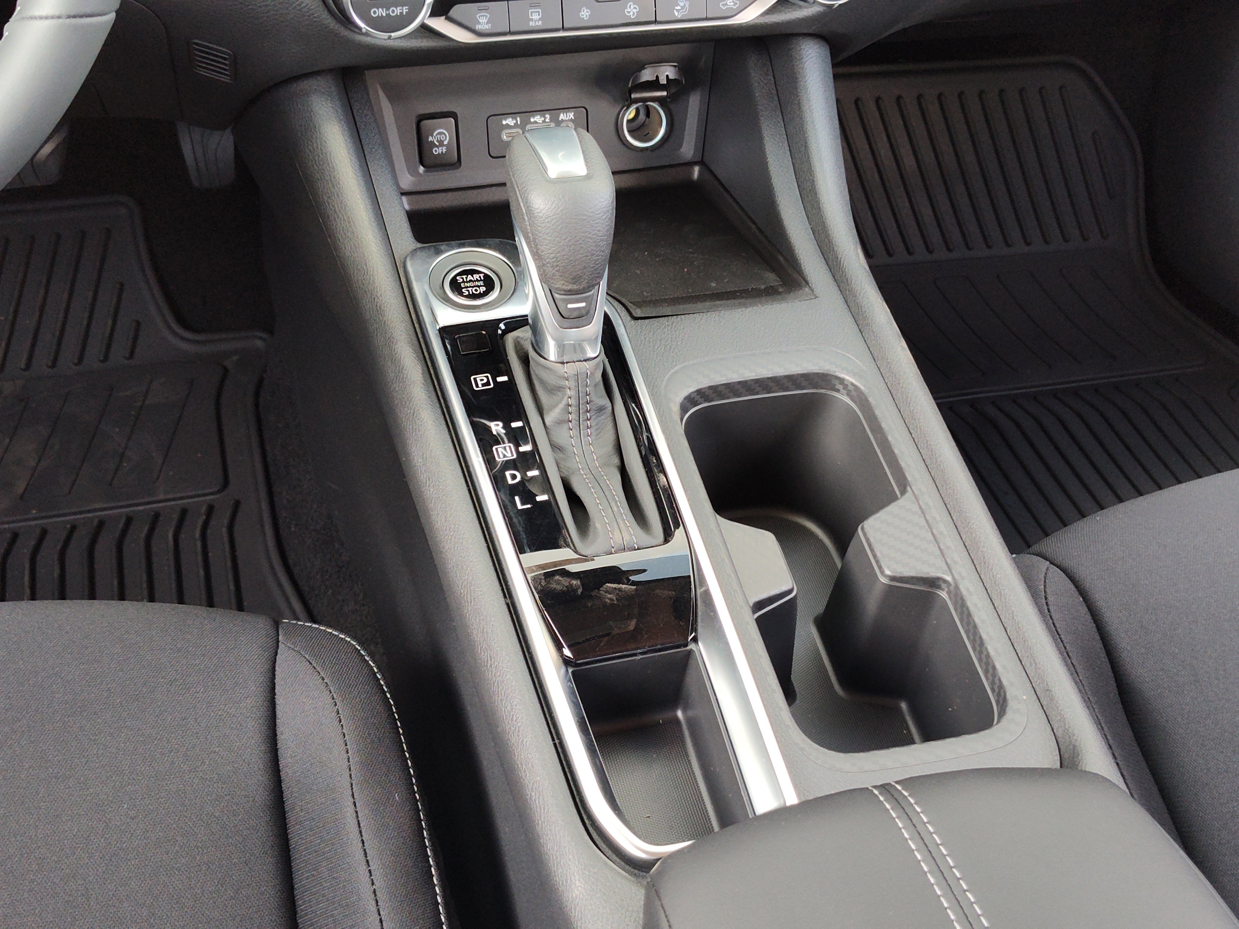 New 2025 Nissan Sentra SV w/ All-Weather Package image 9