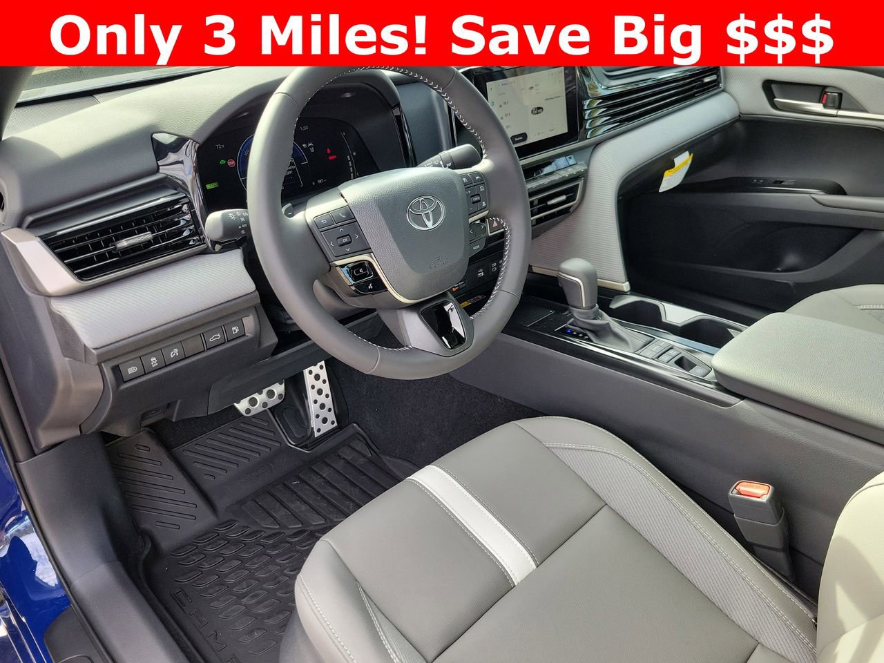 Used 2026 Toyota Camry SE image 16