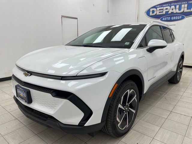 New 2026 Chevrolet Equinox EV LT image 17