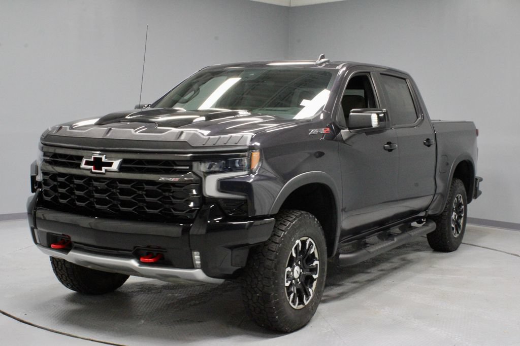Used 2023 Chevrolet Silverado 1500 ZR2 w/ Technology Package AWD/4WD image 7