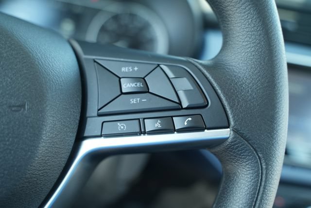 Used 2025 Nissan Versa SV FWD image 32