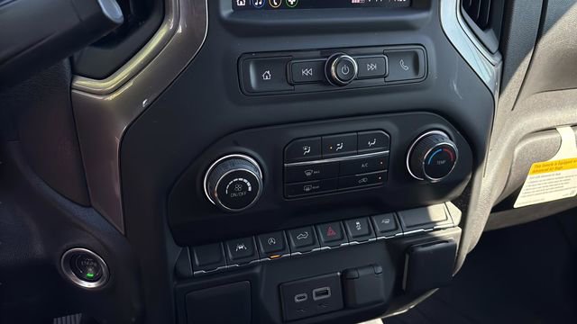 Used 2024 Chevrolet Silverado 1500 Custom image 26