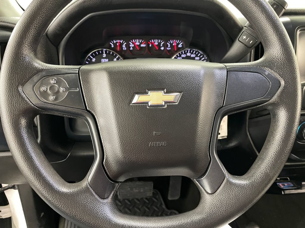 Used 2017 Chevrolet Silverado 1500 Custom w/ Custom Convenience Package AWD/4WD image 17