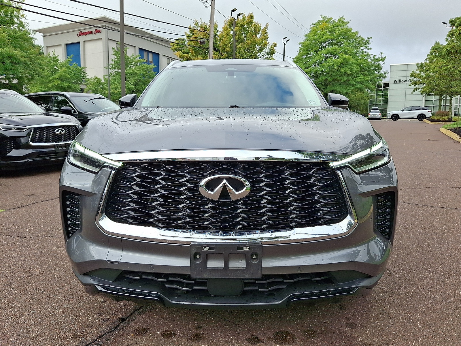 Certified 2023 INFINITI QX60 Luxe w/ Performance Audio Package AWD/4WD image 2