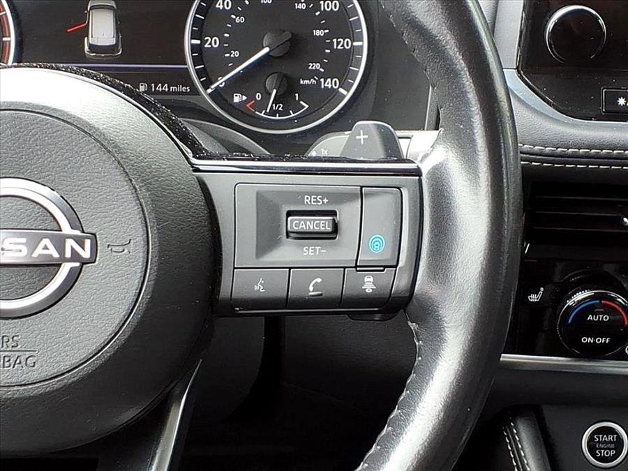 Used 2023 Nissan Rogue SL w/ SL Premium Package image 26