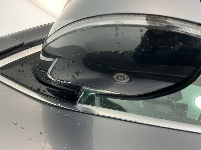 Used 2018 BMW X5 xDrive50i w/ Dynamic Handling Package image 11