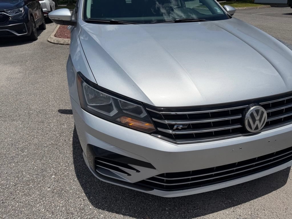 Used 2017 Volkswagen Passat 1.8T R-Line FWD image 13