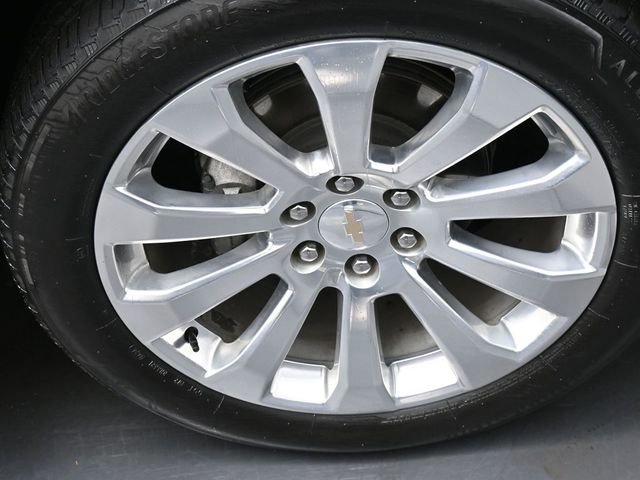 Used 2024 Chevrolet Suburban Premier w/ Premium Package 2 image 35