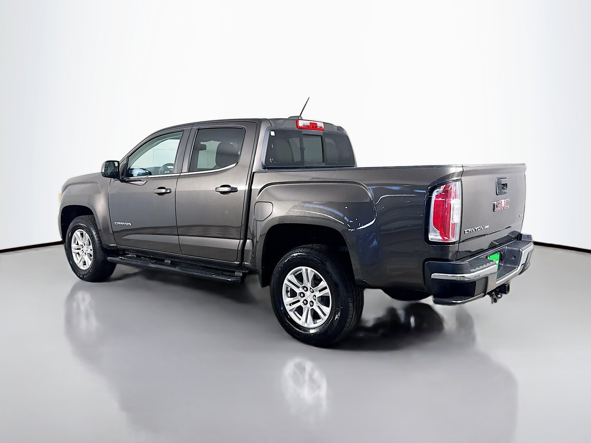 Used 2020 GMC Canyon SLE w/ SLE Convenience Package image 7