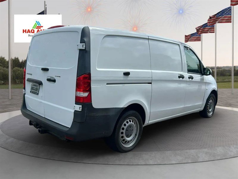 Used 2016 Mercedes-Benz Metris image 5