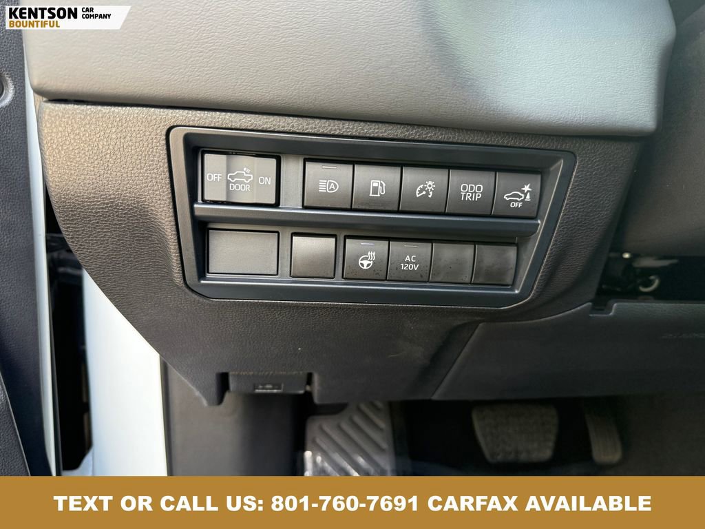 Used 2025 Toyota Tundra Platinum AWD/4WD image 21