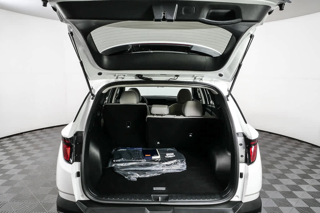 New 2026 Hyundai Tucson SE image 30