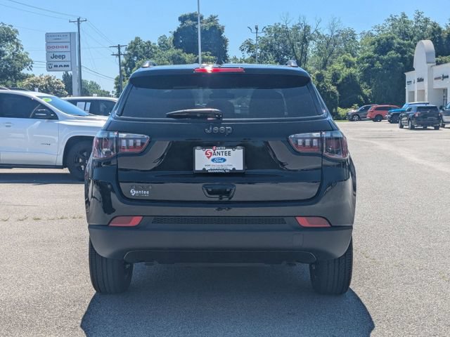 New 2026 Jeep Compass Latitude AWD/4WD image 4