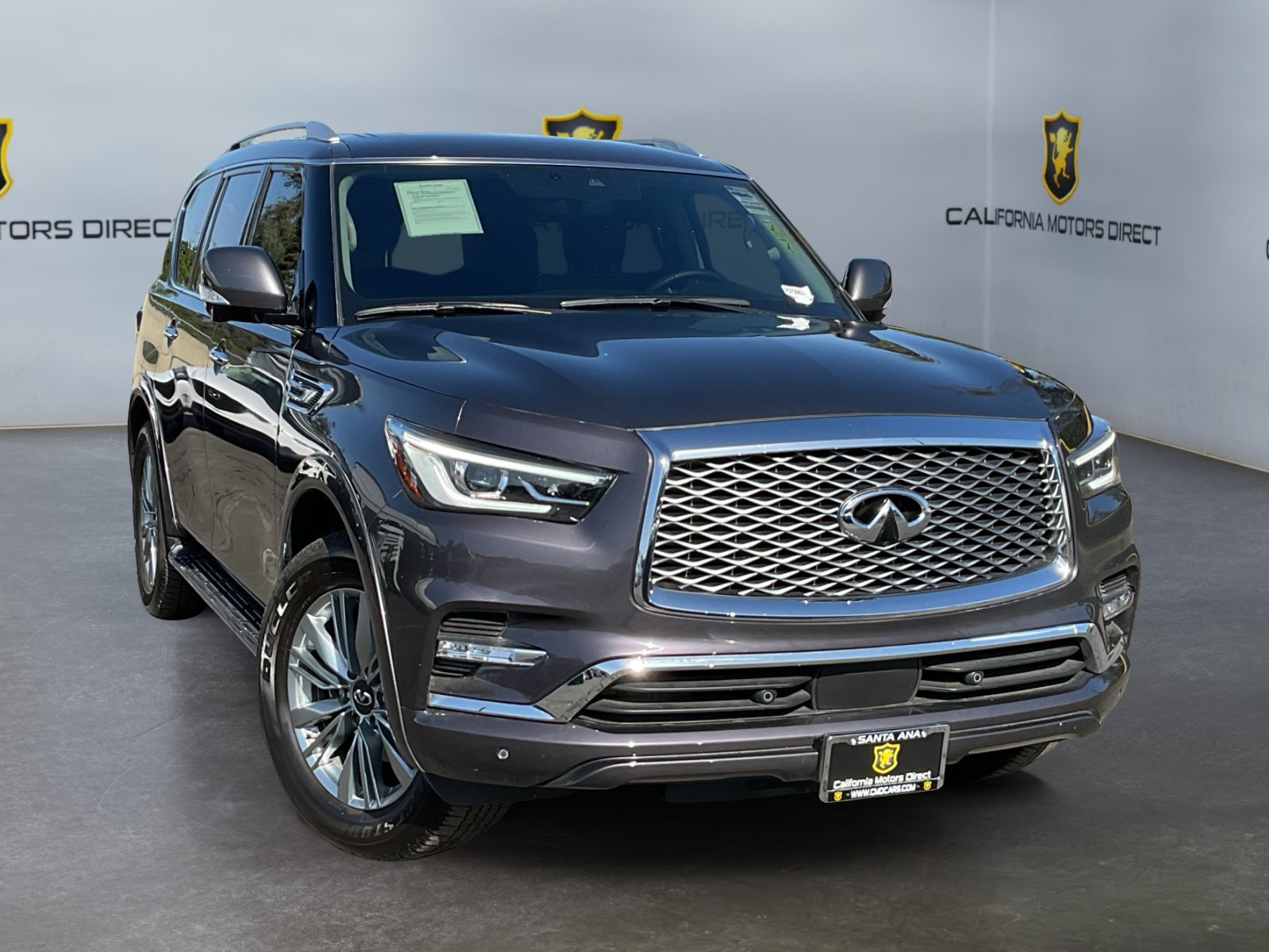 Used 2023 INFINITI QX80 Luxe w/ Cargo Package RWD image 3
