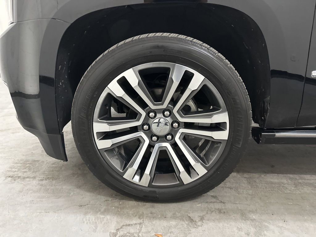 Used 2018 GMC Yukon Denali w/ Denali Ultimate Package image 71