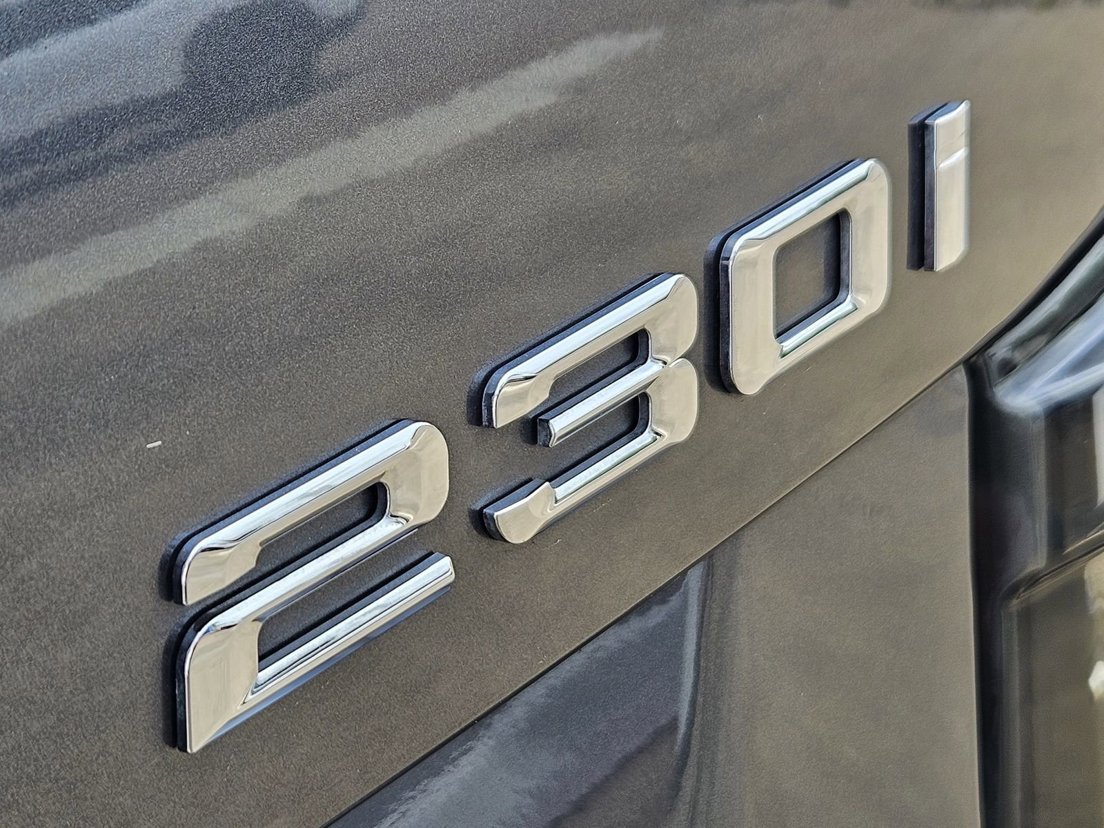 Used 2018 BMW 230i Coupe image 16