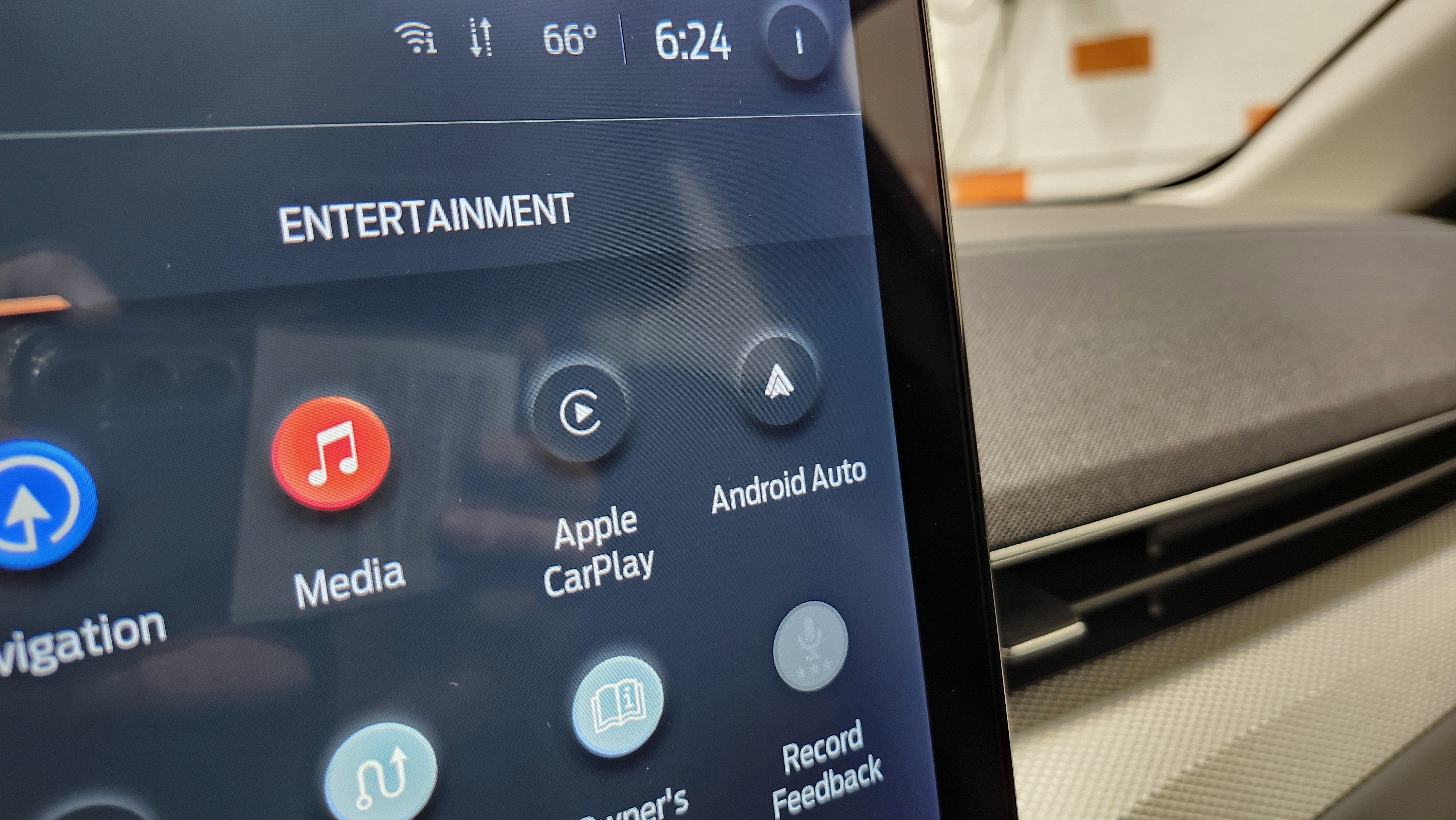 Used 2022 Ford Mustang Mach-E Select image 6