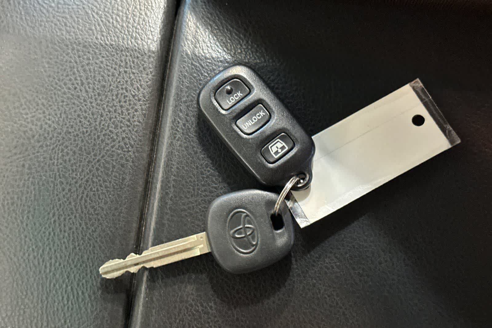 Used 2006 Toyota 4Runner SR5 RWD image 26