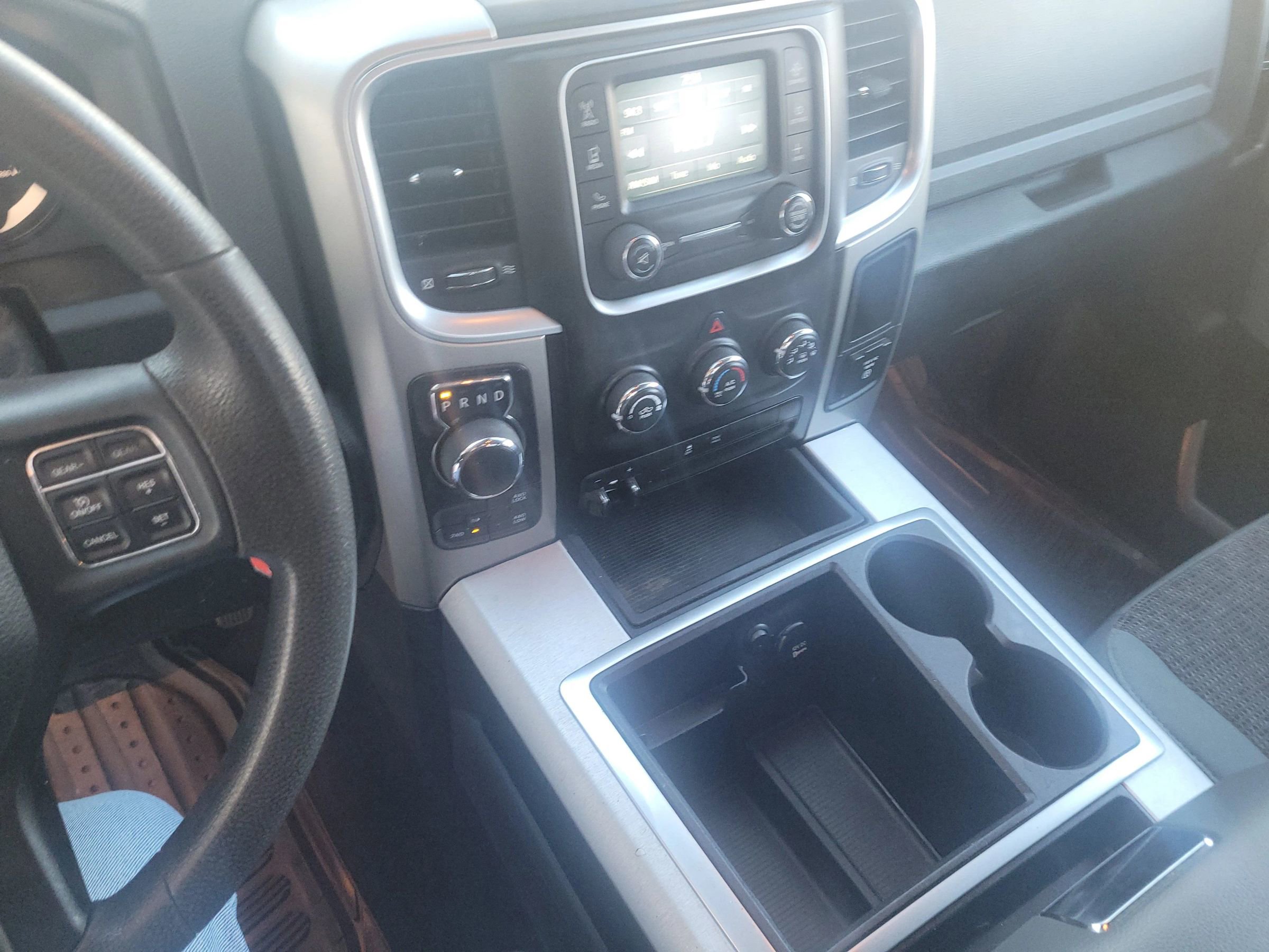 Used 2014 RAM 1500 Classic SLT w/ Remote Start & Security Group image 8