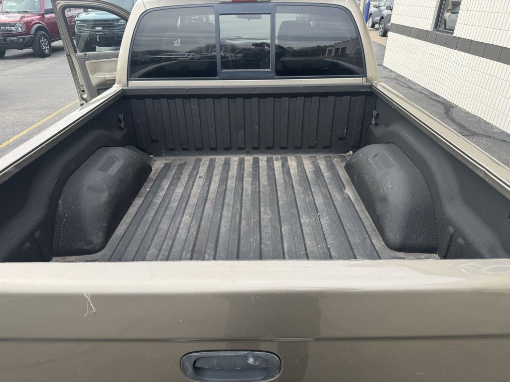 Used 2006 Dodge Dakota SLT w/ Interior Convenience Group image 14