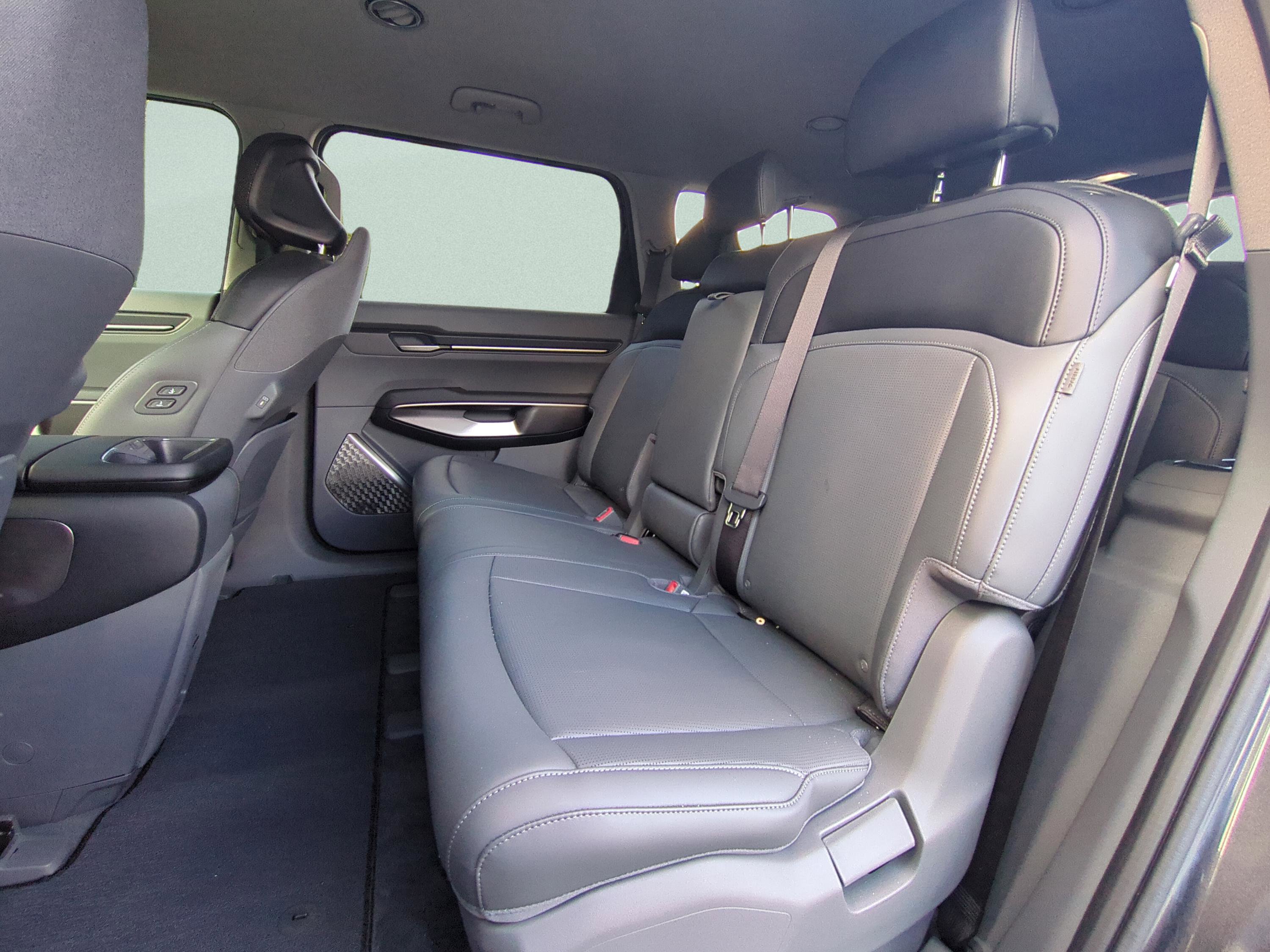 New 2026 Kia EV9 Light RWD image 11