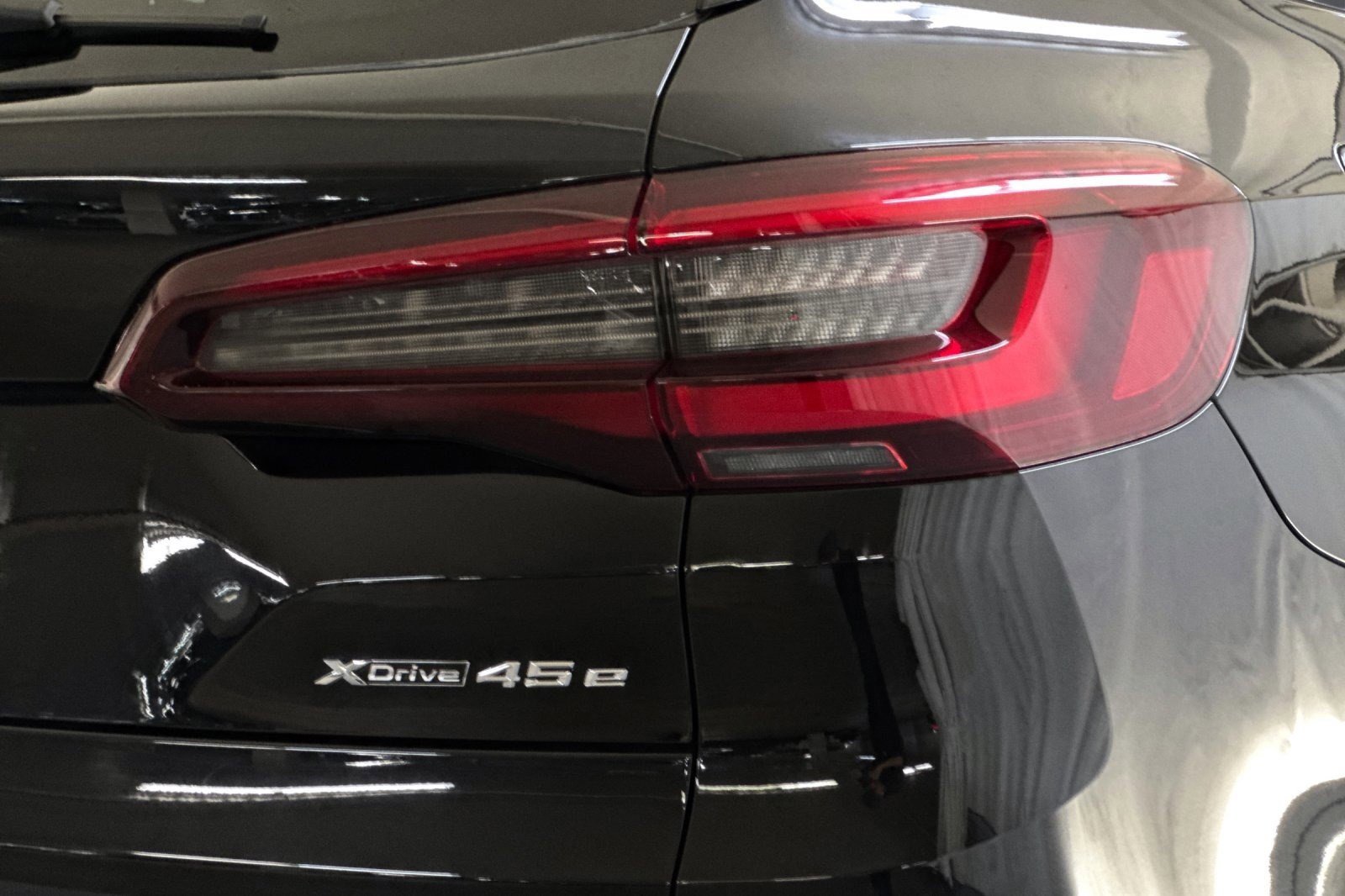 Certified 2023 BMW X5 xDrive45e w/ Climate Comfort Package image 13