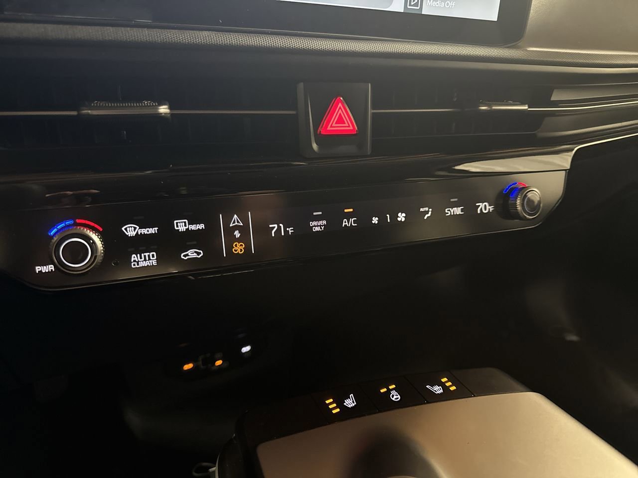 New 2025 Kia EV6 Light image 24