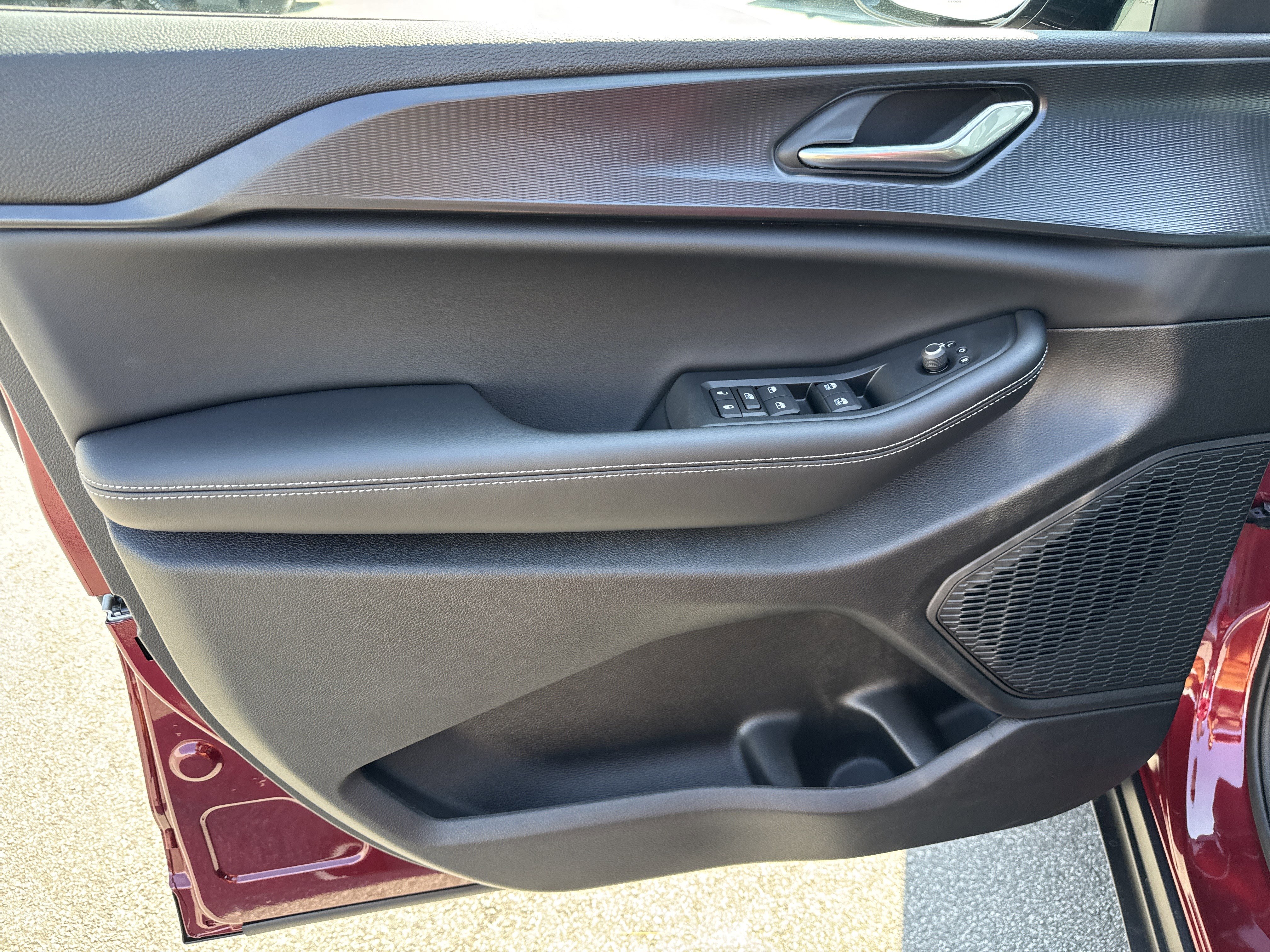 New 2025 Jeep Grand Cherokee L Altitude image 17