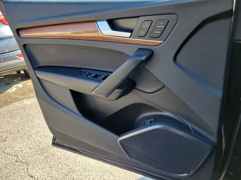 Used 2023 Audi Q5 2.0T Premium image 21