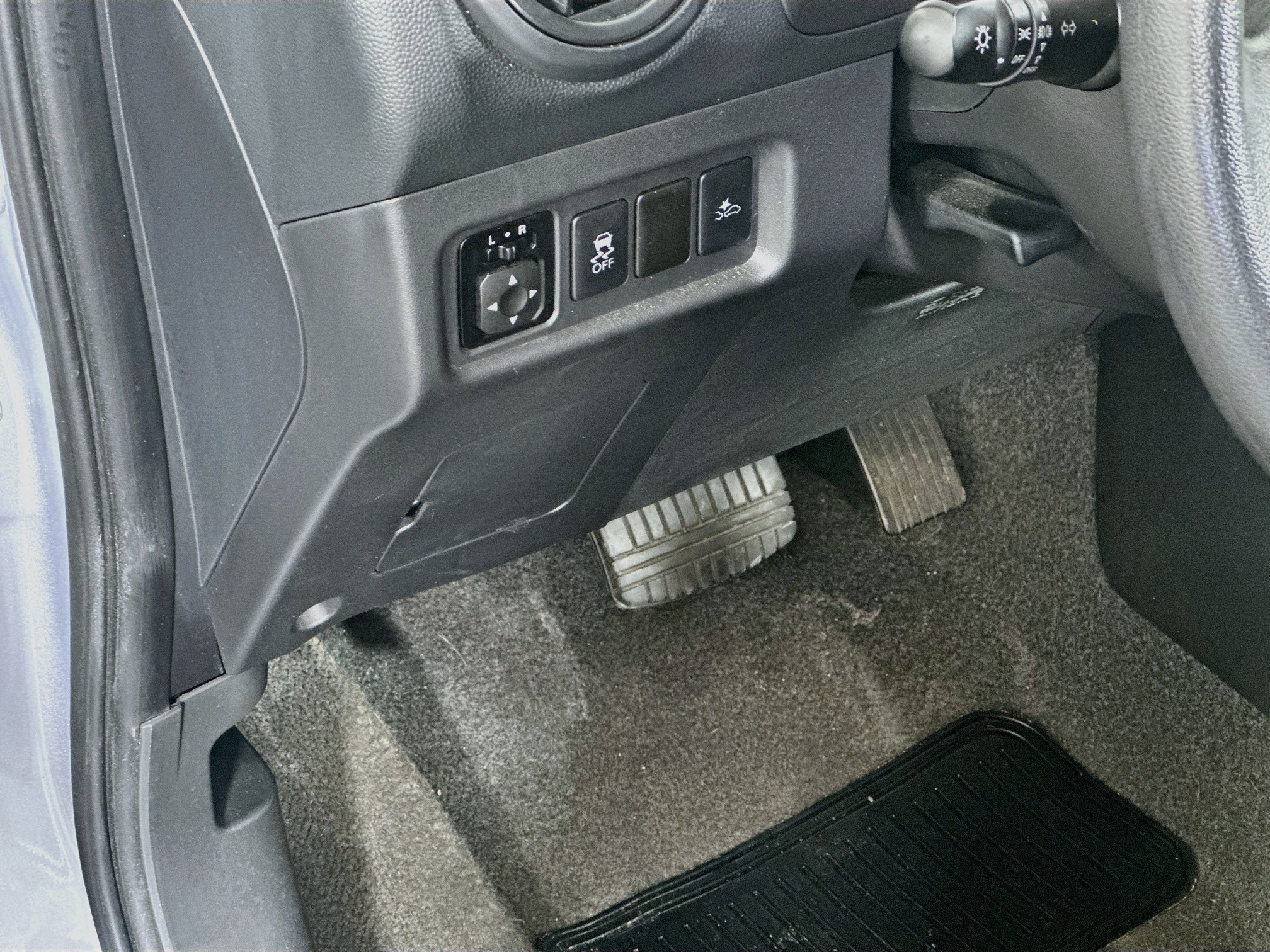 Used 2024 Mitsubishi Mirage ES FWD image 16