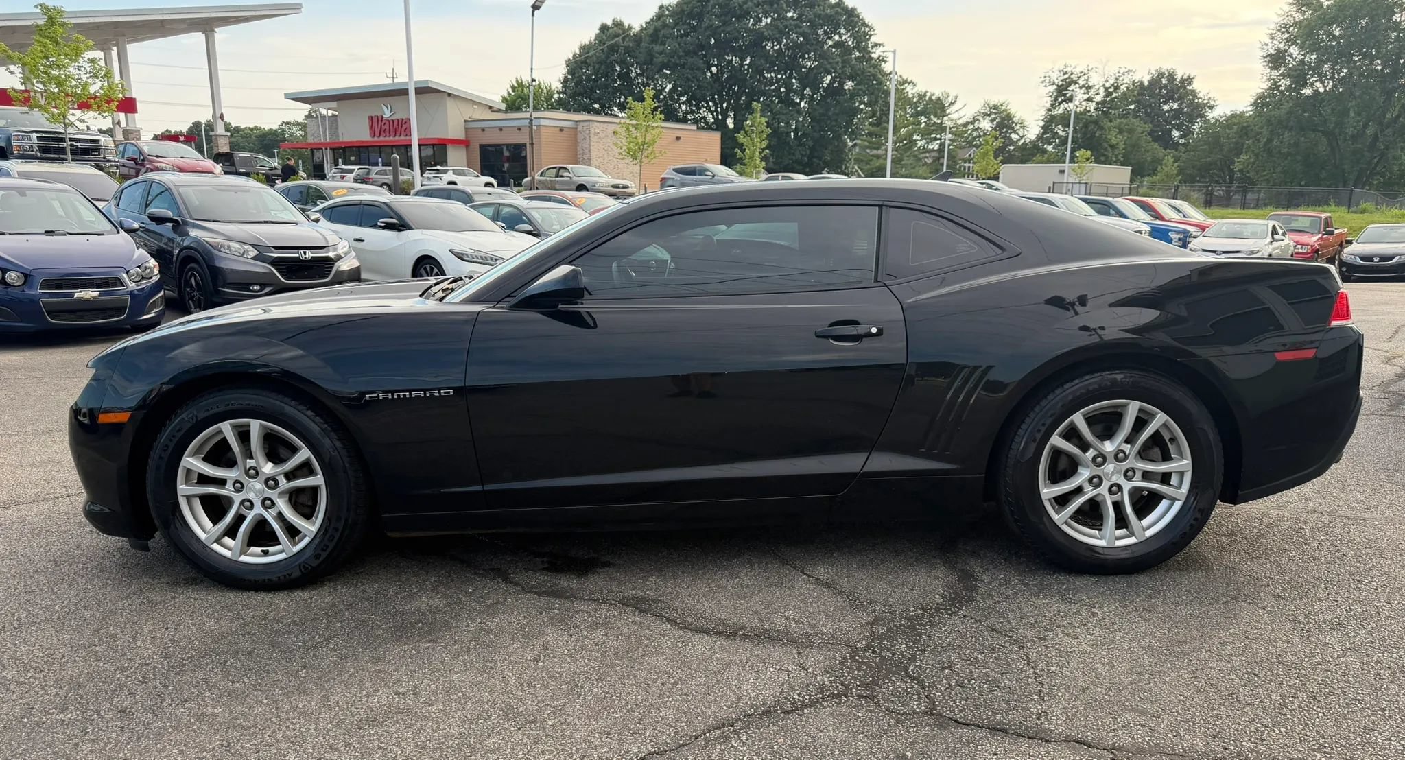Used 2014 Chevrolet Camaro LT RWD image 2