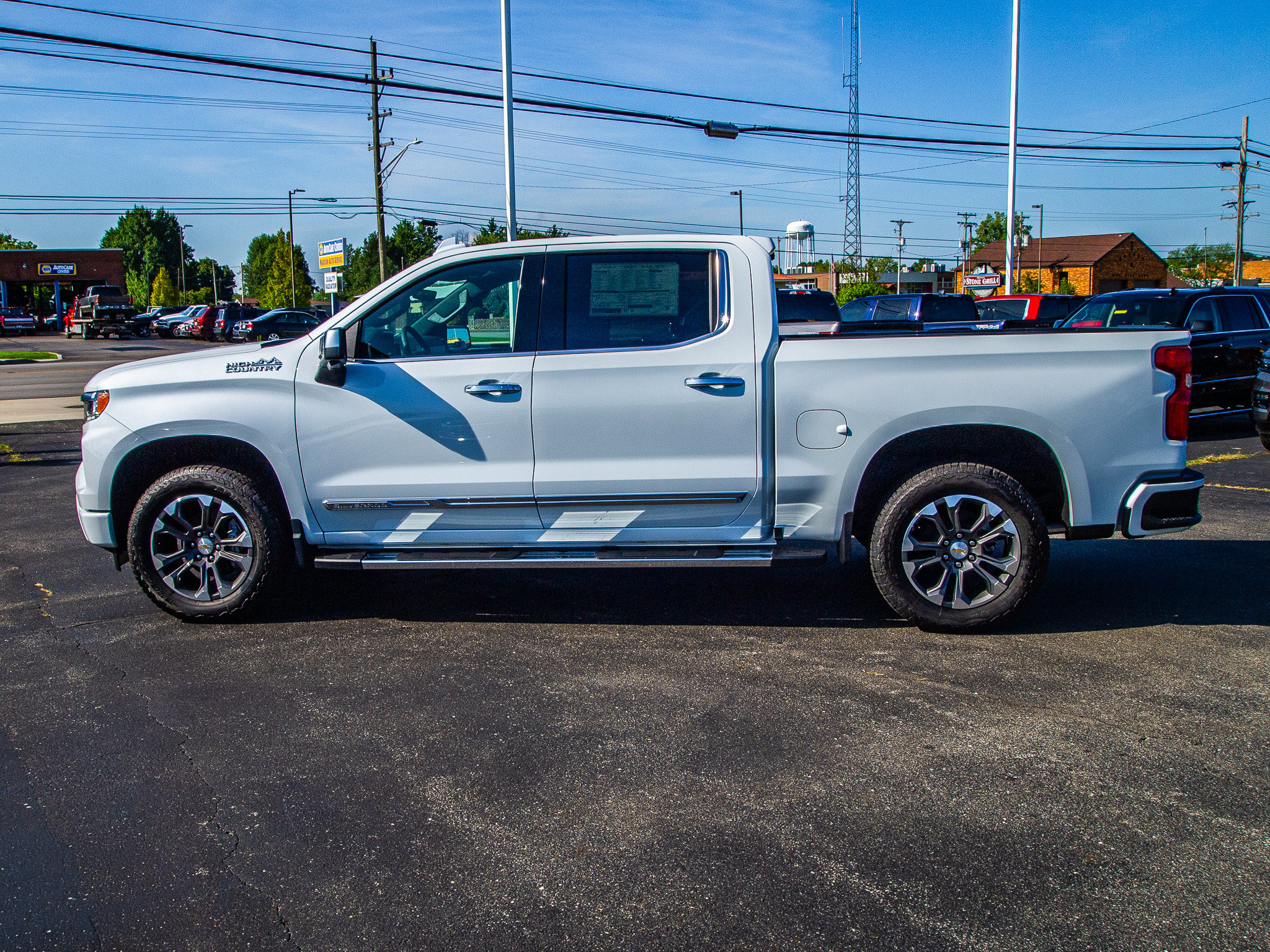 New 2026 Chevrolet Silverado 1500 High Country w/ Technology Package AWD/4WD image 4