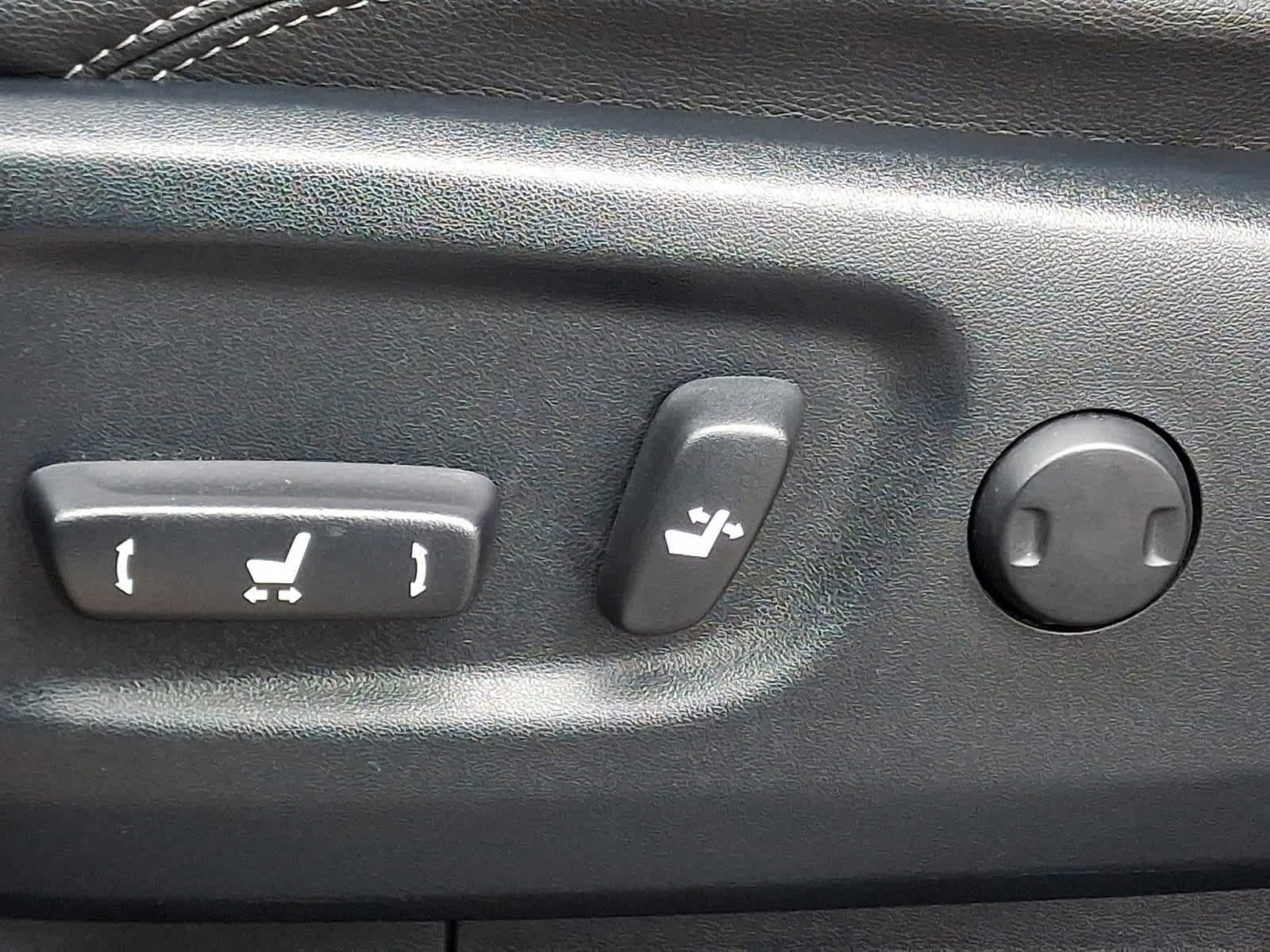 Used 2021 Toyota 4Runner SR5 Premium w/ Moonroof Package image 28