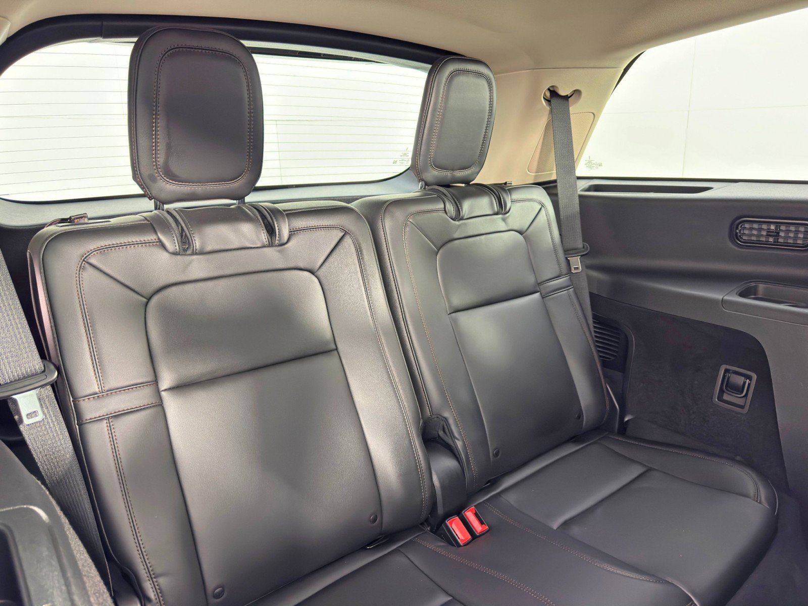 Used 2023 Lincoln Aviator Grand Touring w/ Equipment Group 301A image 44