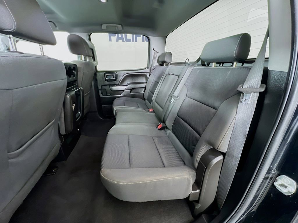 Used 2018 Chevrolet Silverado 1500 LT w/ All Star Edition image 21