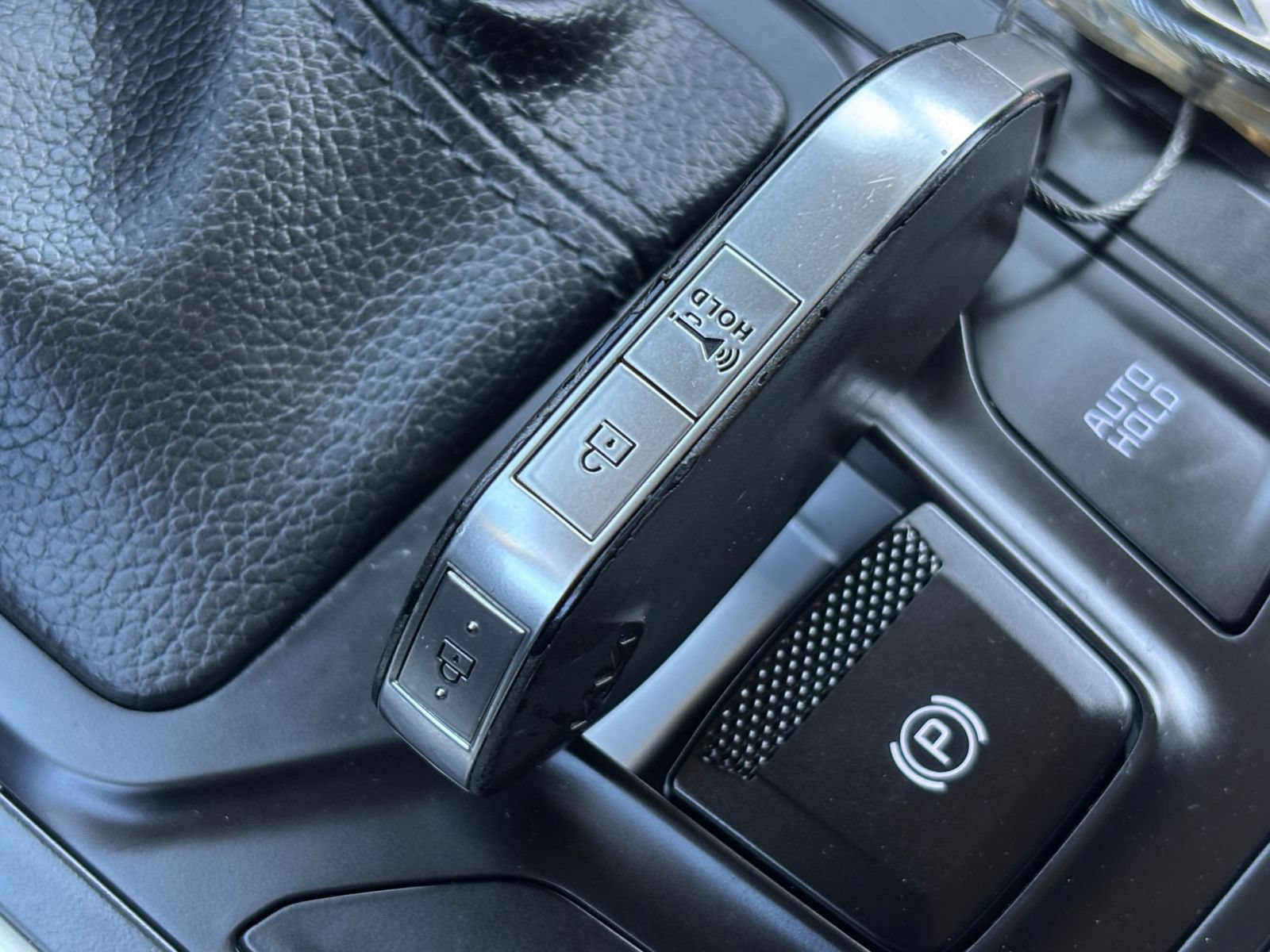 Used 2026 Kia Carnival FWD image 20