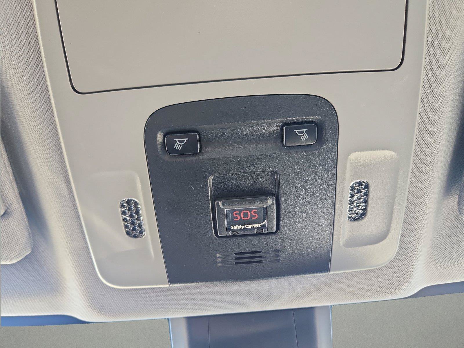 Used 2019 Toyota Camry SE FWD image 37