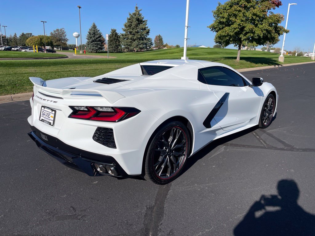 Used 2022 Chevrolet Corvette Stingray Premium Conv w/ Z51 Performance Package RWD image 5