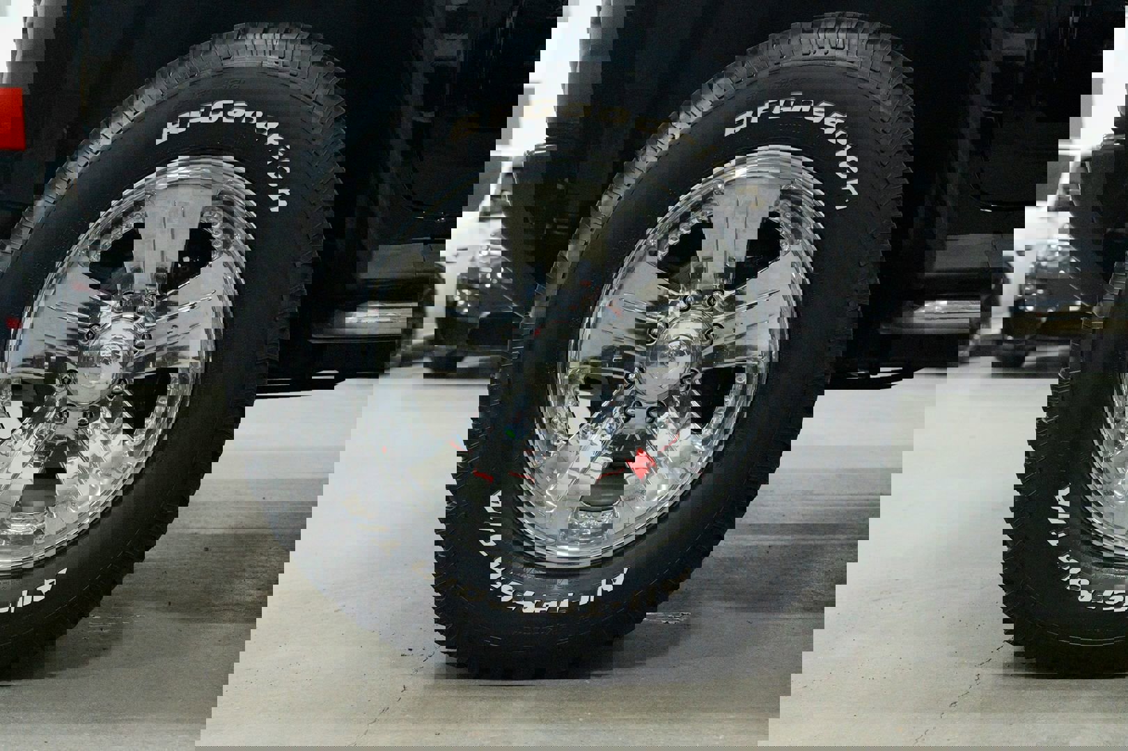 Used 2003 HUMMER H2 w/ Preferred Equipment Group image 15