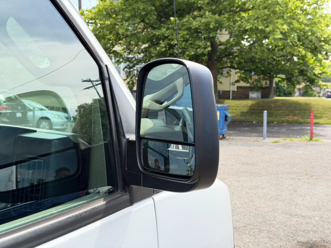 Used 2019 GMC Savana 3500 RWD image 62