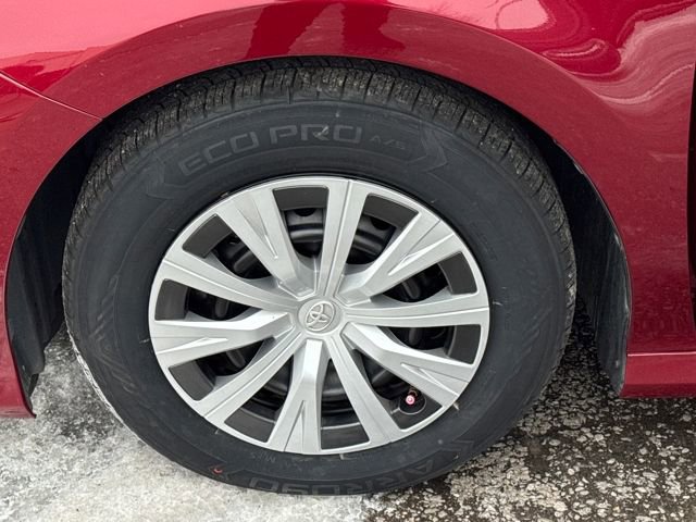 Used 2020 Toyota Camry LE image 21