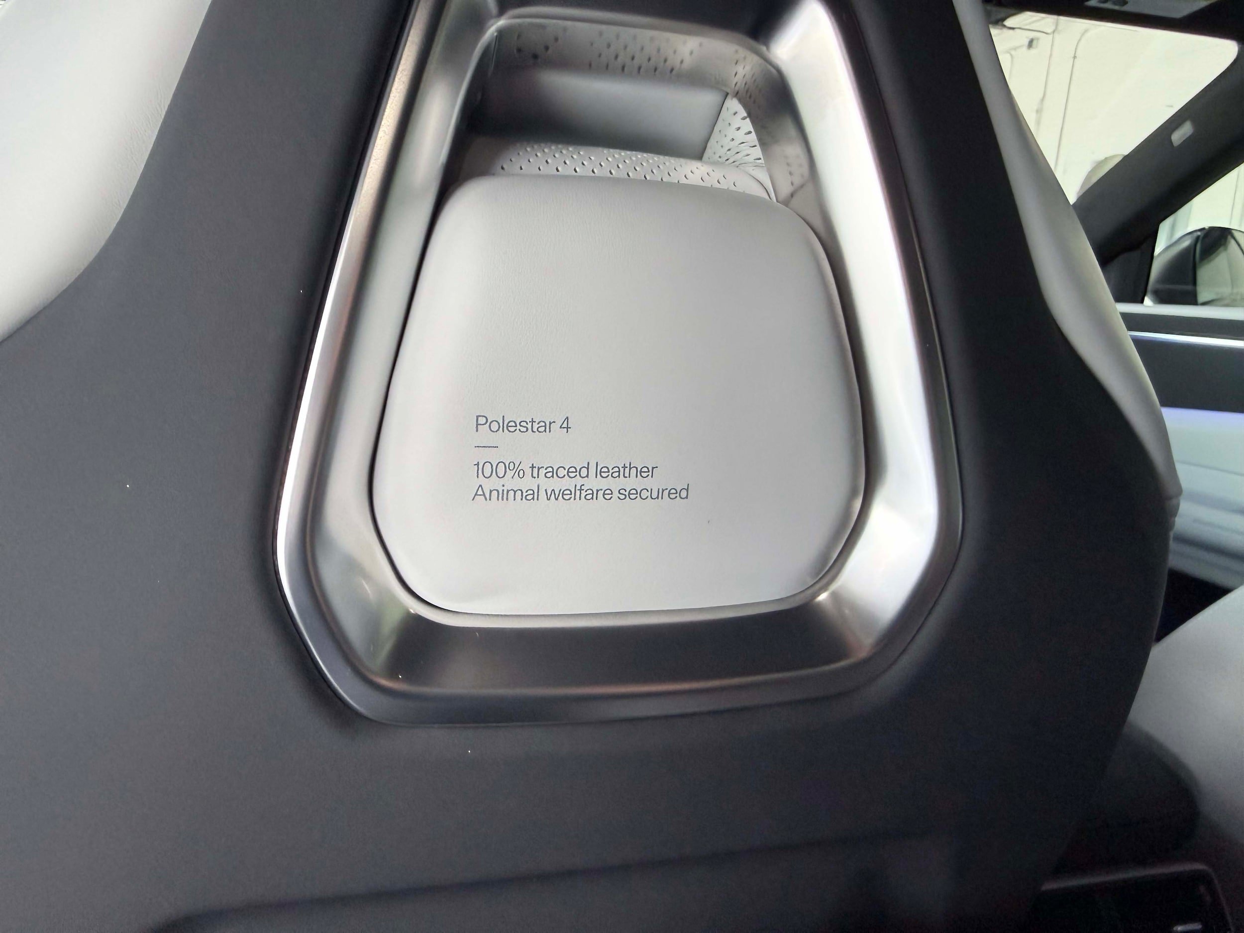 New 2026 Polestar Polestar 4 w/ Performance Pack AWD/4WD image 18