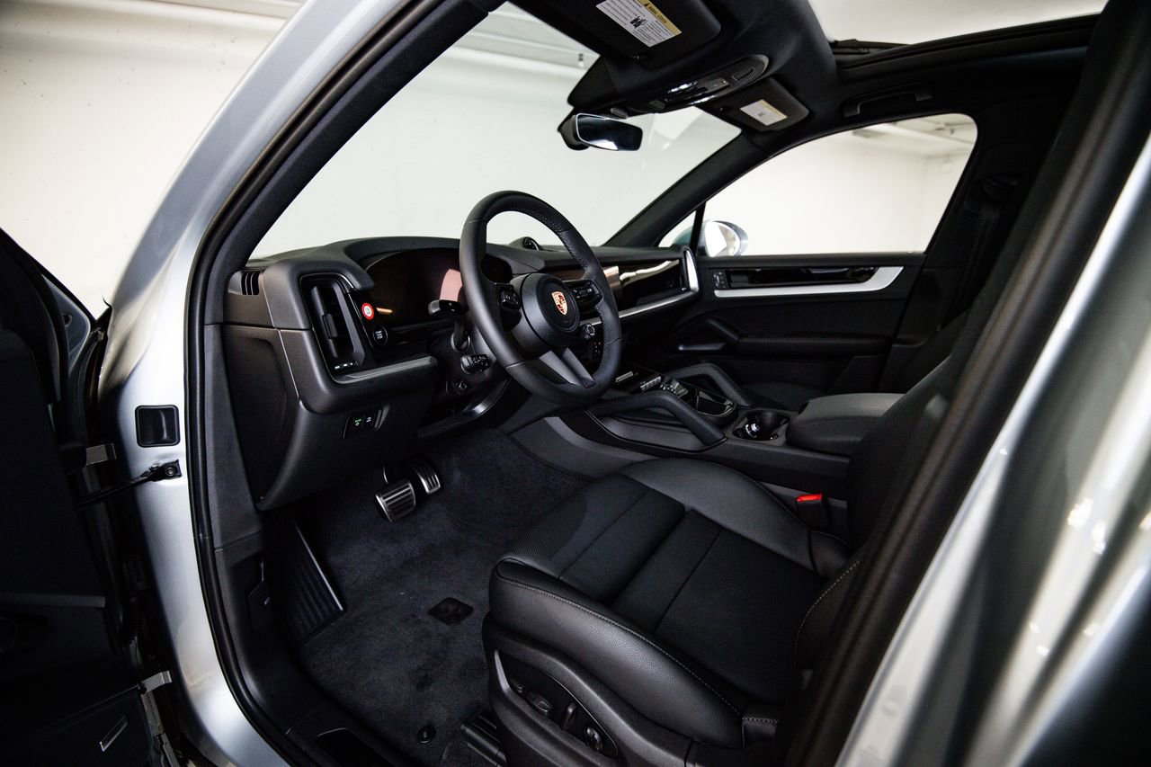 New 2026 Porsche Cayenne S AWD/4WD image 4