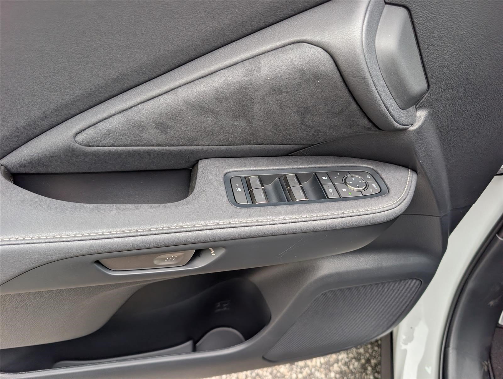New 2026 Lexus TX 500h AWD w/ Technology Package image 19