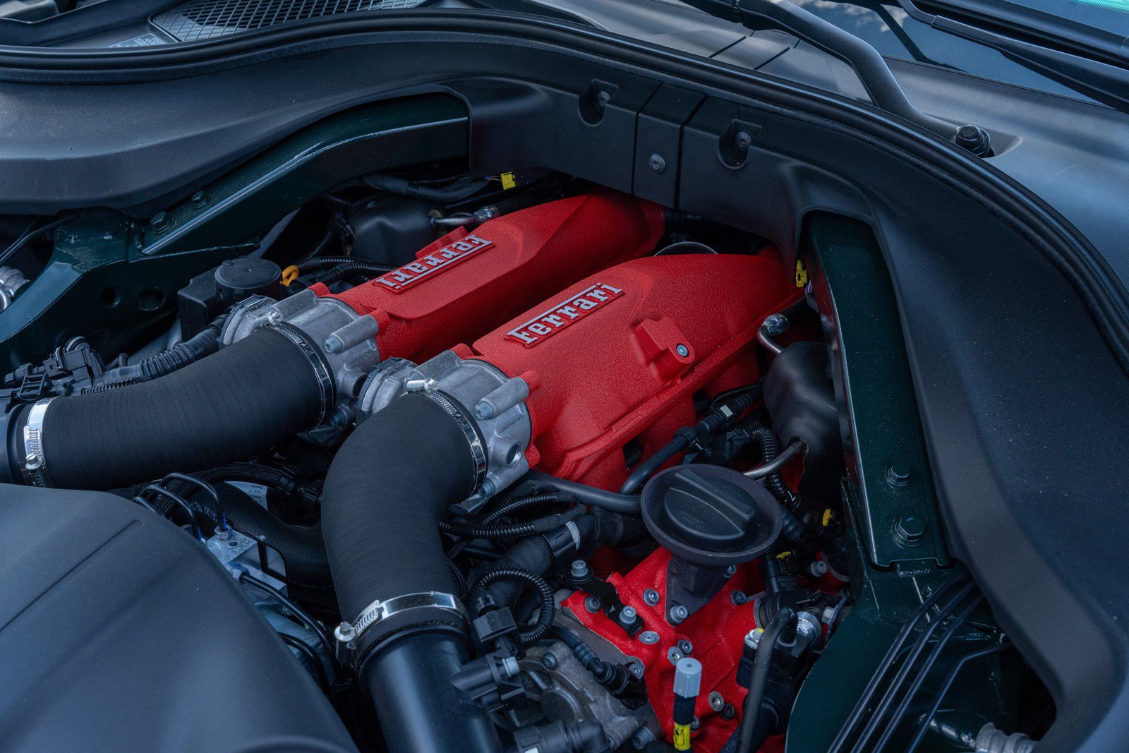 Used 2019 Ferrari Portofino RWD image 24