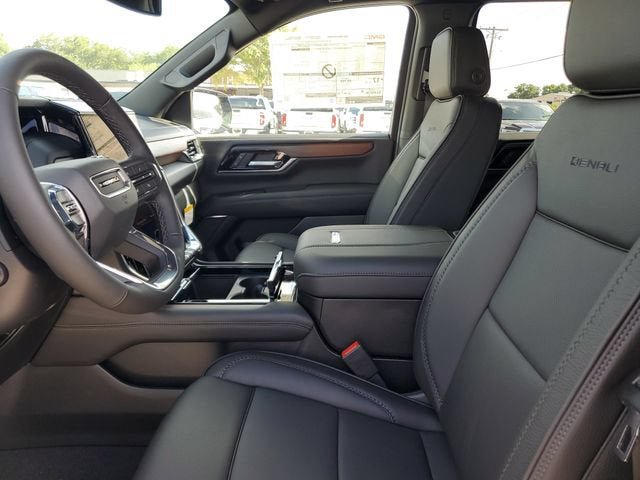 New 2026 GMC Yukon Denali RWD image 19
