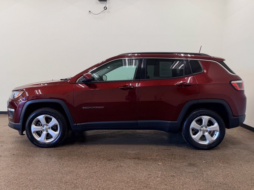 Used 2020 Jeep Compass Latitude w/ Popular Equipment Group AWD/4WD image 2